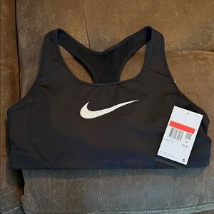Nike Women's Black and White Sports Bra